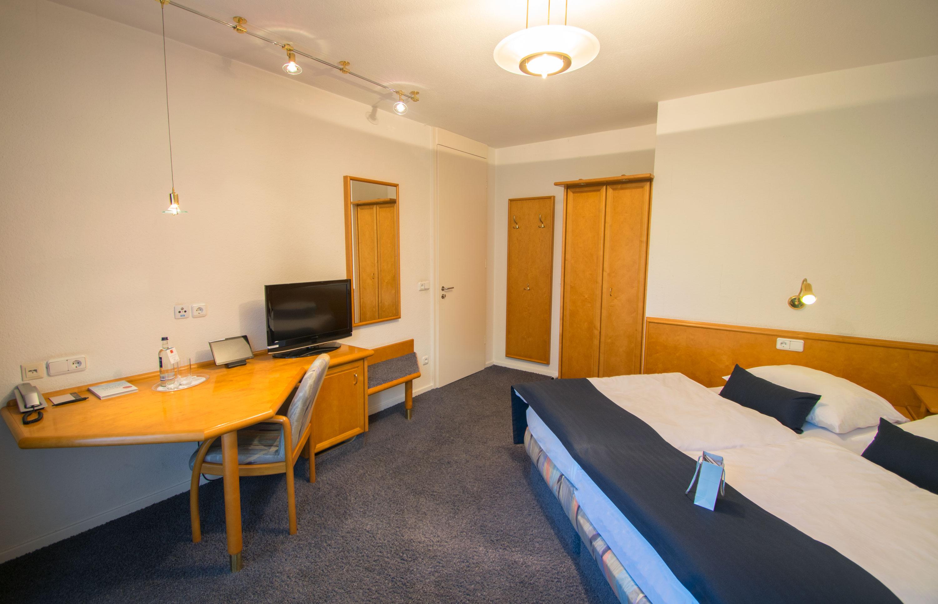 Art-Hotel Braun Kirchheimbolanden Extérieur photo
